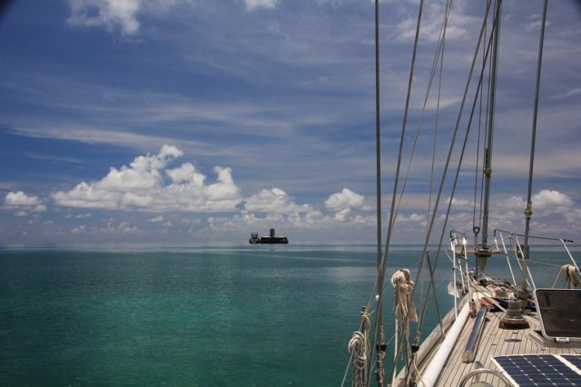 m_wind-reversal-view-of-barge