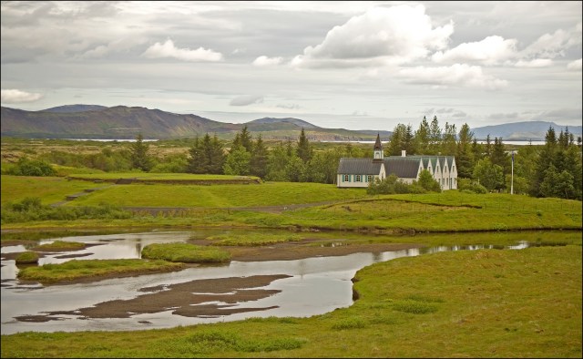 4075-church-at-thingvellir