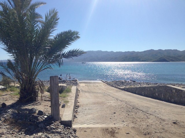 Bahia de los Muertos6-squashed