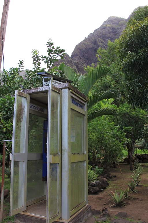 m_Phone Box in Paradise