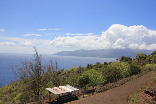 m_View of Hiva Oa from Tahuata